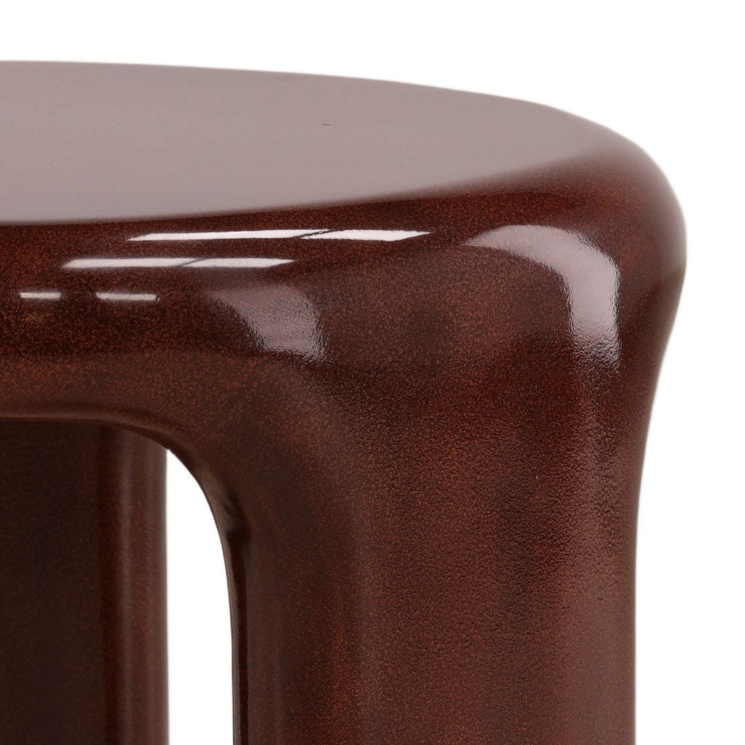Kiera Rust Concrete Side Table, detail 2 view