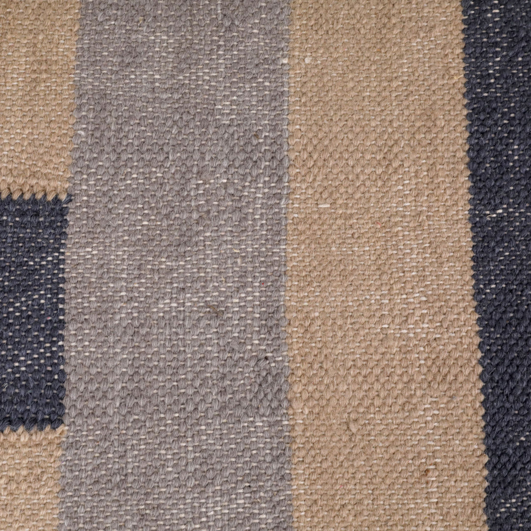 Mira Kilim Bench, detail 1 view