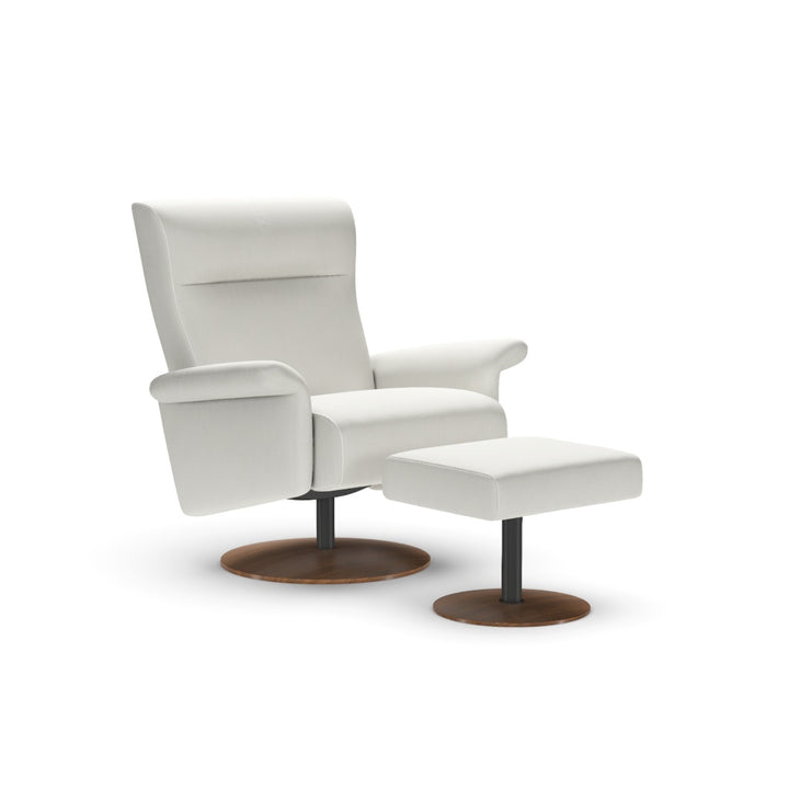 Harlowe Comfort Relax Recliner Recliners American Leather