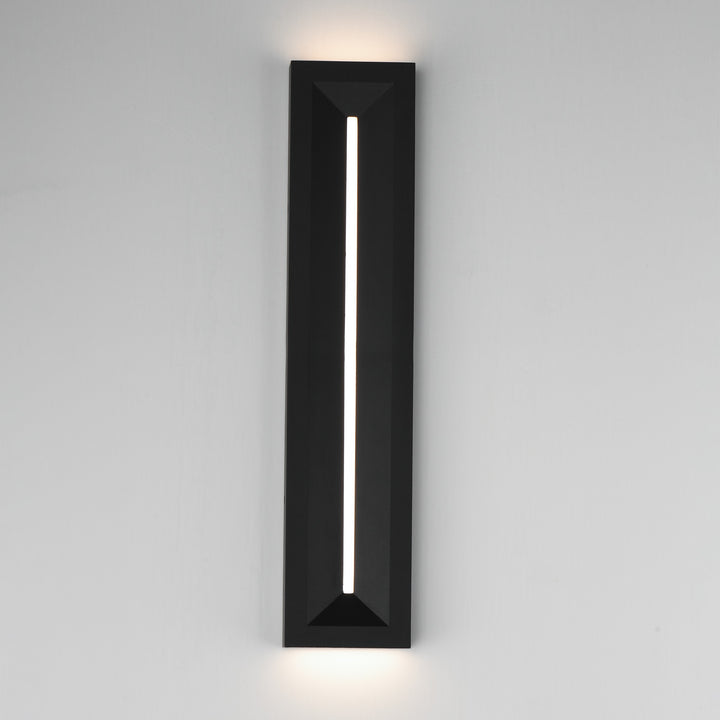 Fosso LED Outdoor Wall Sconce - 5cct by Studio M Lighting – lifestyle