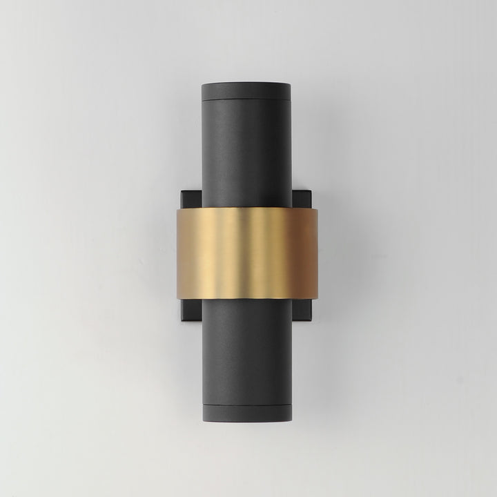 Reveal Outdoor Reveal Medium LED Outdoor Wall Sconce by Studio M Lighting – lifestyle