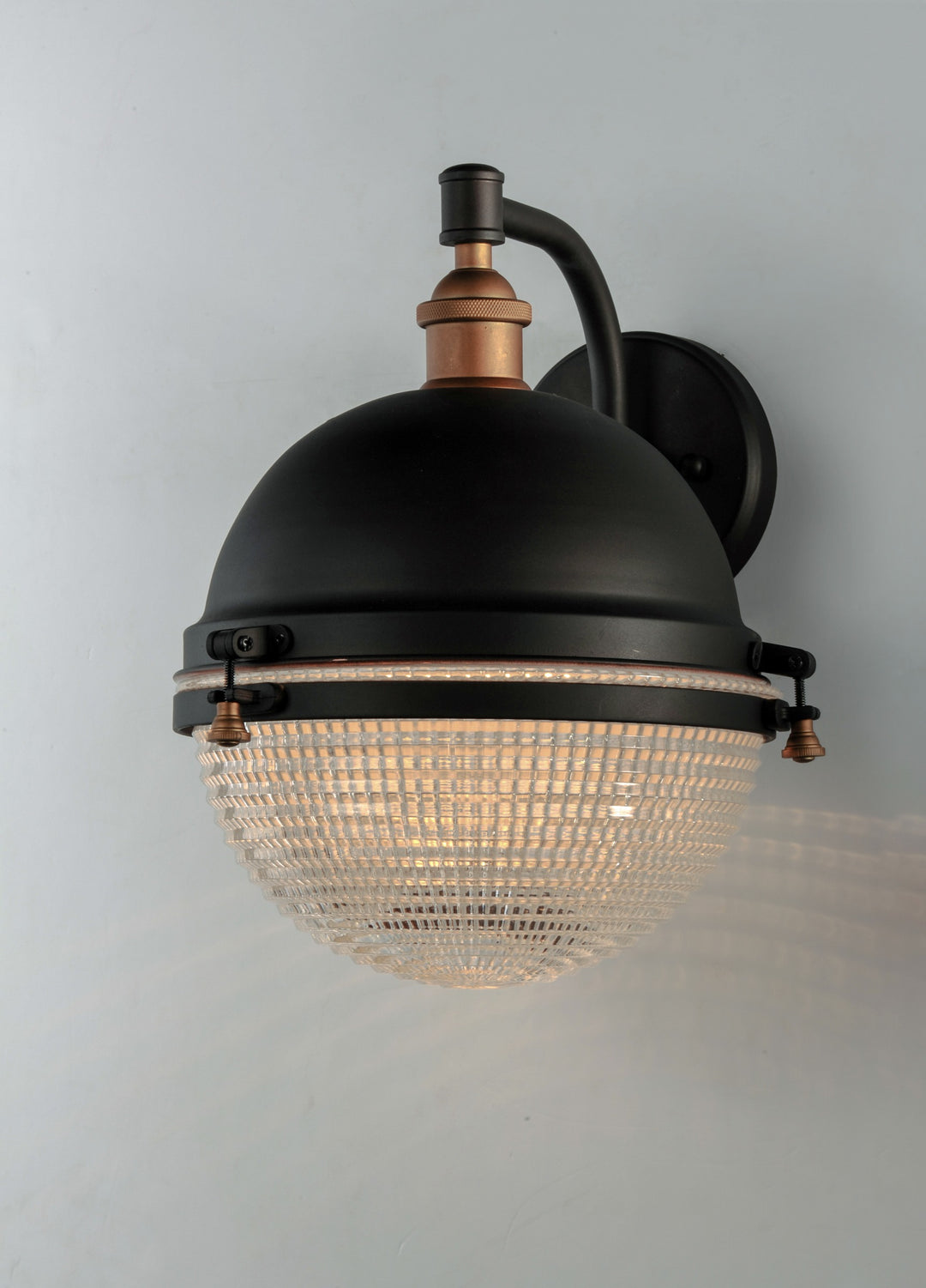 Portside Outdoor Wall Sconce by Studio M Lighting – lifestyle