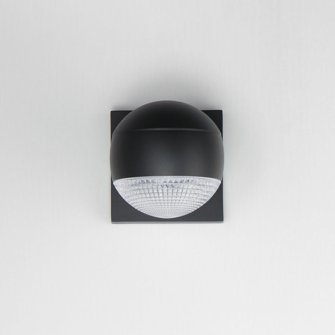 Modular 1-Light LED Outdoor by Studio M Lighting – lifestyle