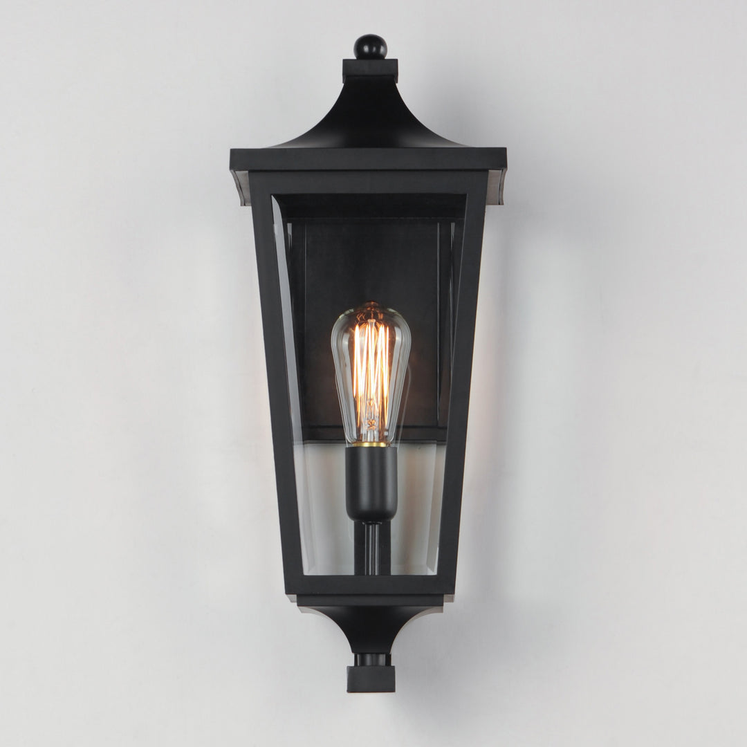 Sutton Place VX 1-Light Outdoor Sconce 460233 by Studio M Lighting – lifestyle