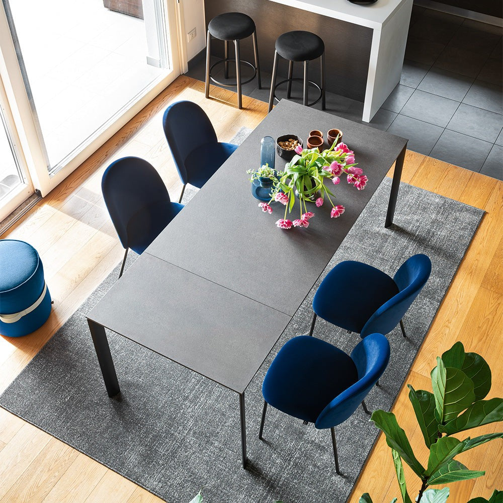 Eminence Evo Extendable Dining Table by Connubia in a styled interior