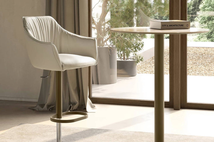 Era Bar Stool