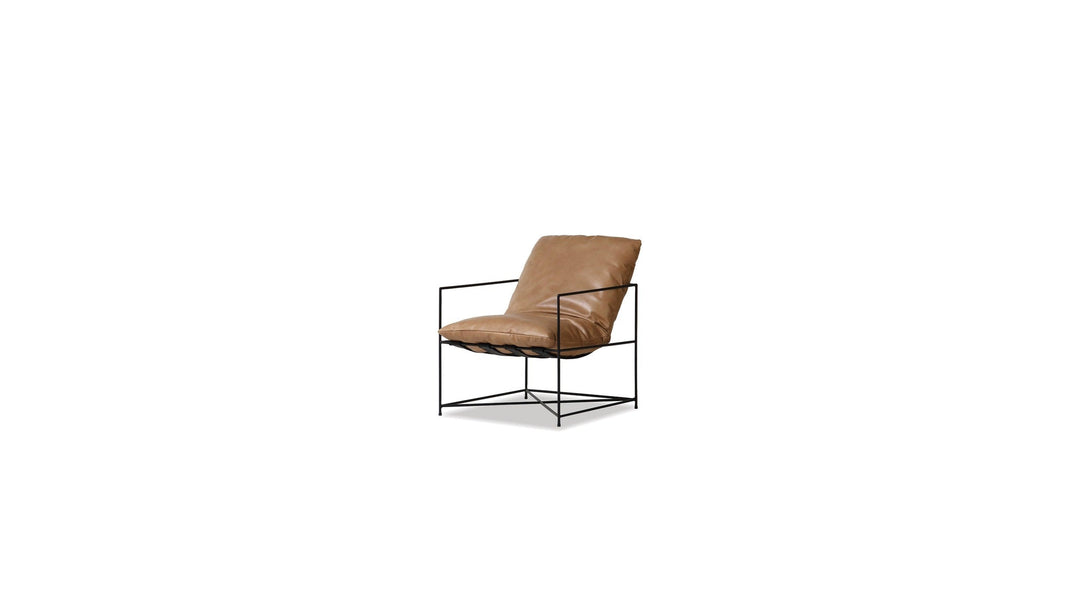ERICSSON Lounge Chair in Tan