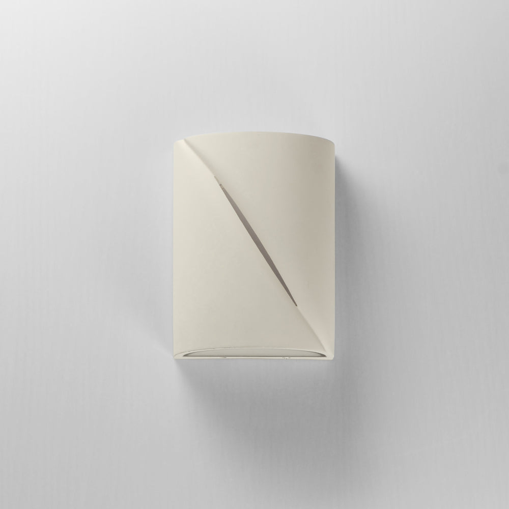 Puff 8 LED Outdoor Wall Sconce by Studio M Lighting – lifestyle