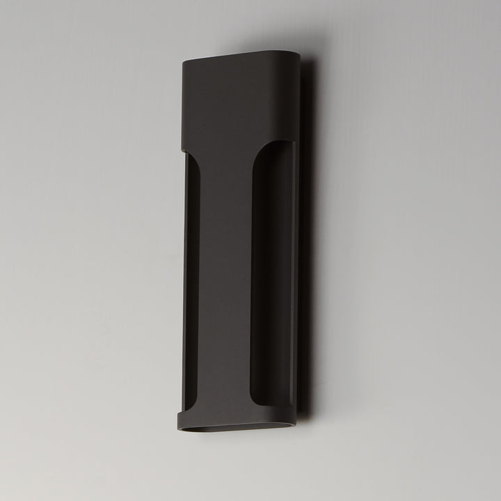 Maglev 18" LED Outdoor Wall Lamp by Studio M Lighting – lifestyle