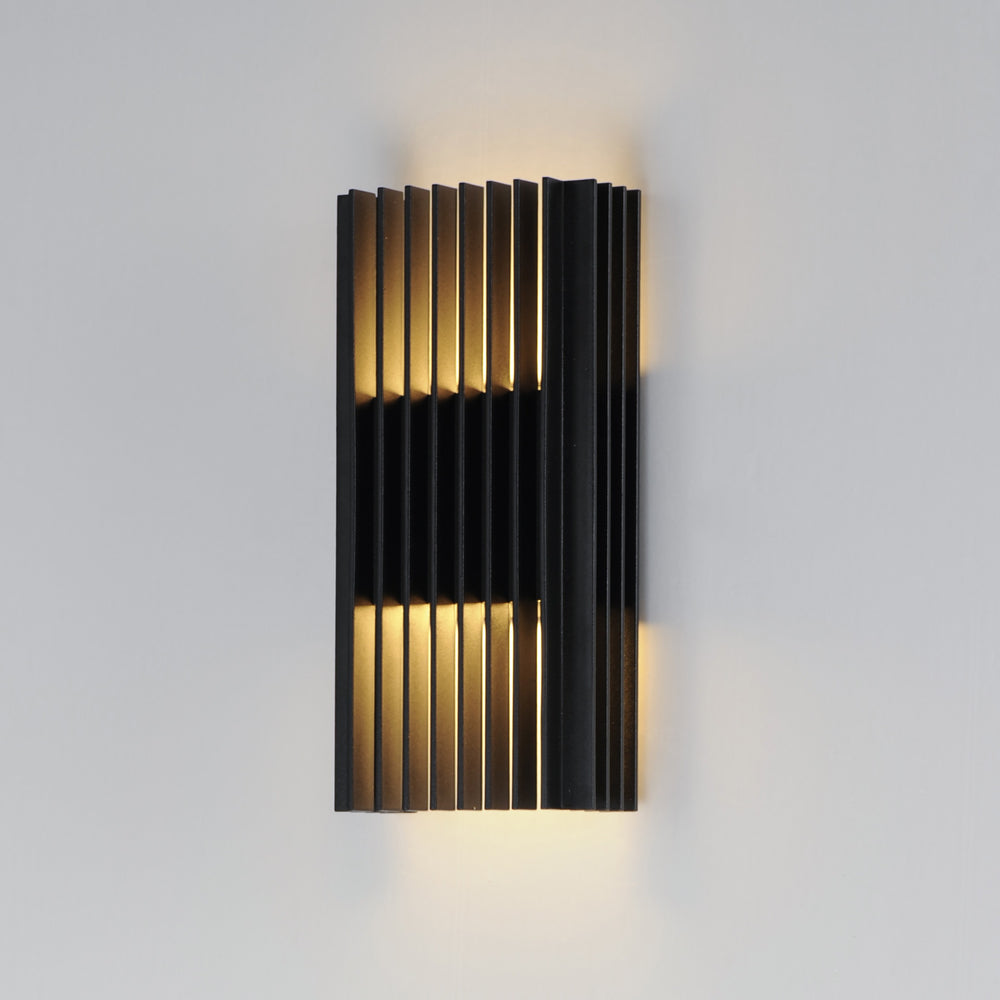Rampart Medium LED Outdoor Wall Sconce by Studio M Lighting – lifestyle