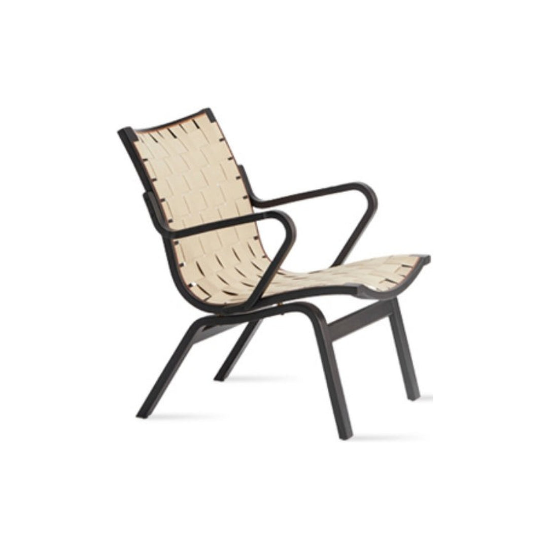 Flamingo Lounge Chair — product (center staging LOCK)