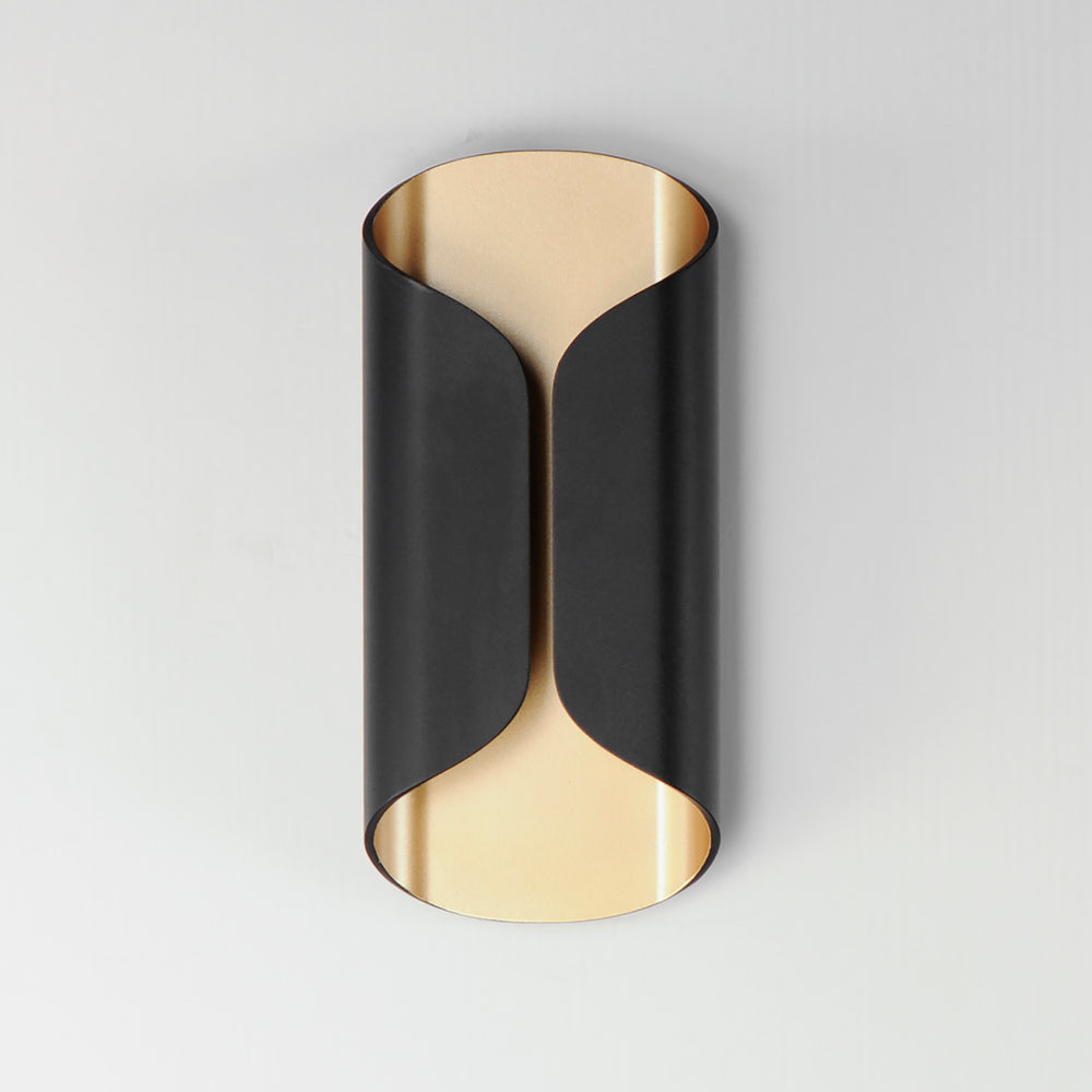 Folio 14" LED Outdoor Wall Sconce by ET2 Lighting, styled view 1