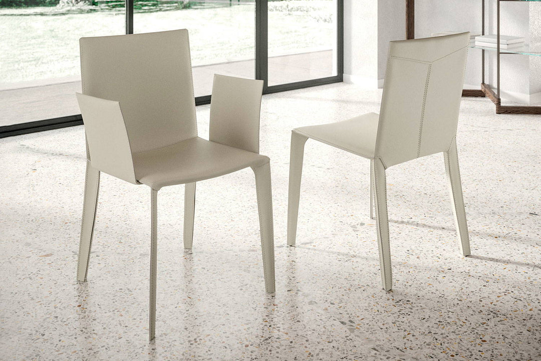 Frisbee Dining Chair