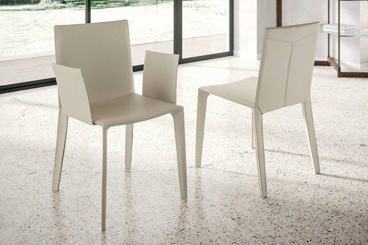 Frisbee Dining Chair