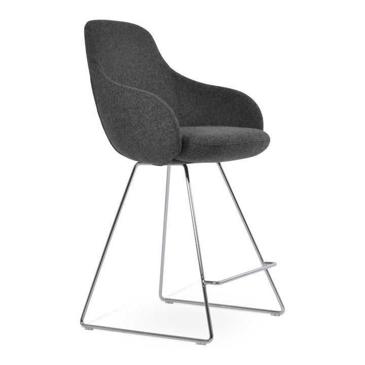 Gazel Arm Wire Stool