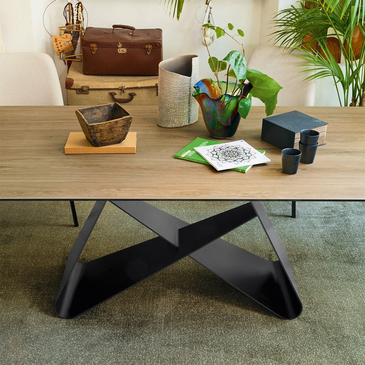 Gemini Extendable Dining Table by Connubia detail view