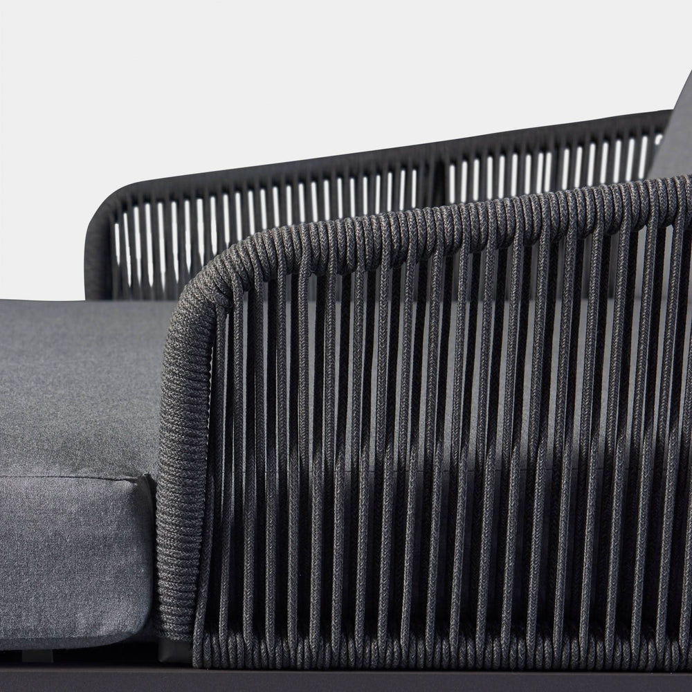 Hamilton Daybed by Harbour lifestyle 1