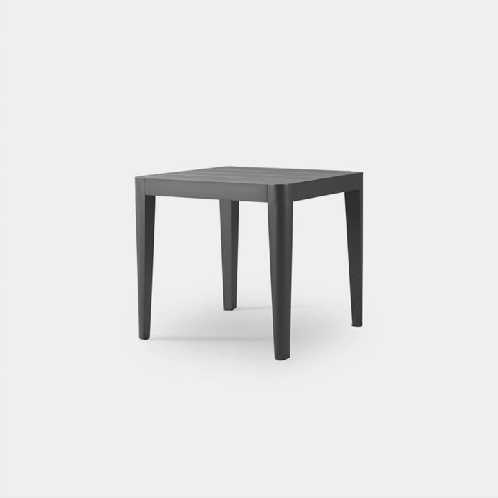 Hamilton Dining Table 32" by Harbour detail view 3