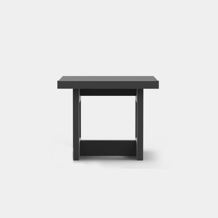 Hampton Side Table by Harbour detail view 2