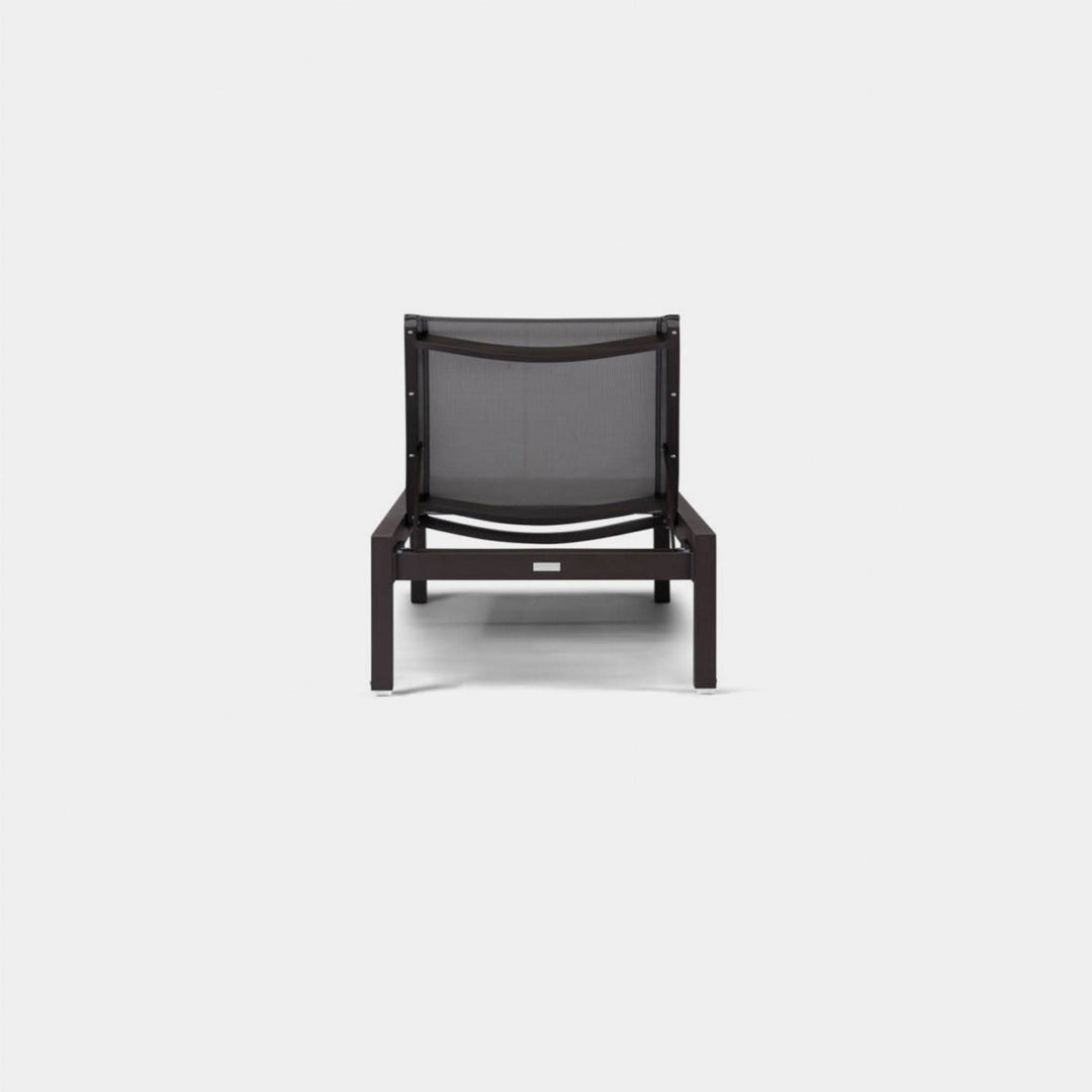 Hayman Aluminum Stacking Mesh Sun Lounge by Harbour detail view 3