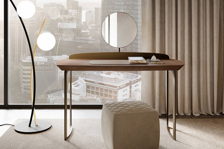 Icon Desk