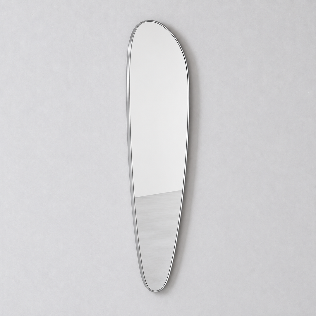 Solene Mirror | Chrome Silver by Interior Moderna - view 2