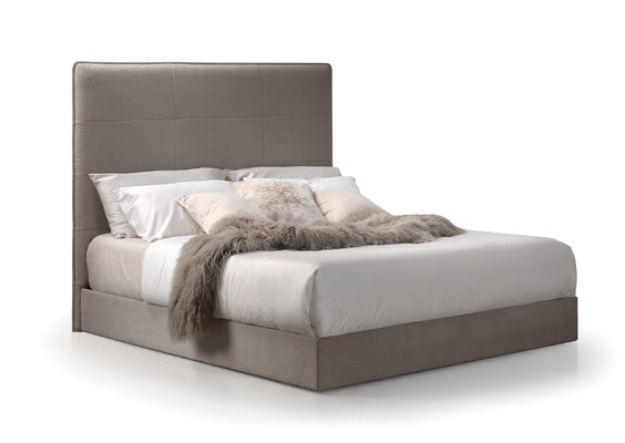 Victoria Bed Bed Trica