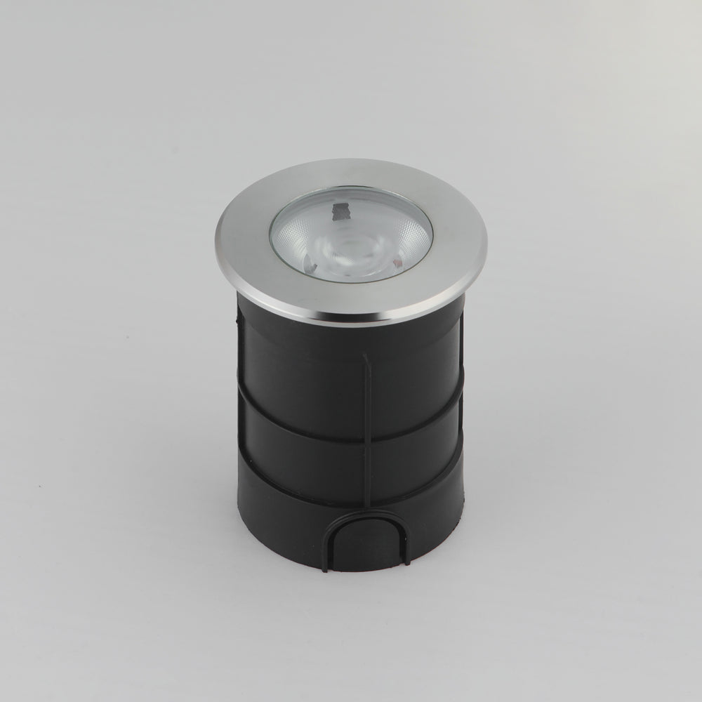 In-Ground 7W LED Landscape Light by ET2 Lighting, styled view 1