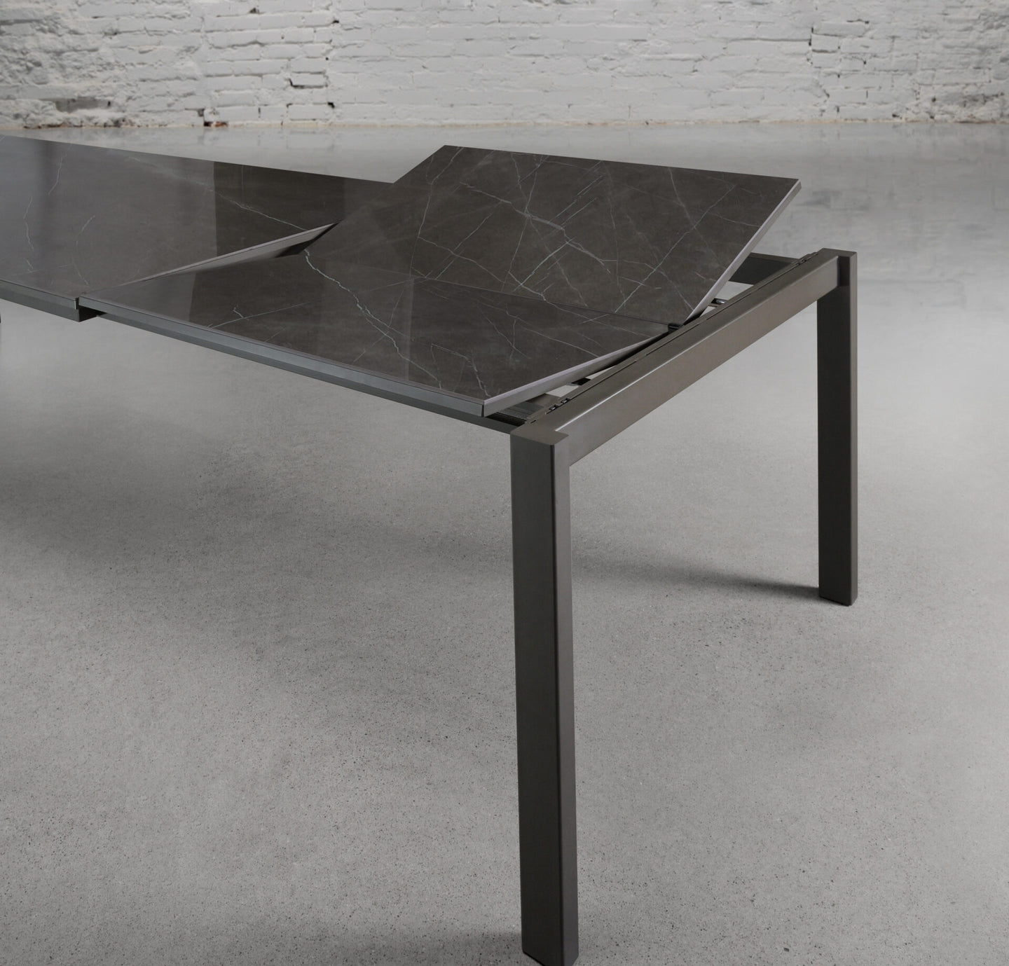 Infinite Extendable Dining Table Dining Tables Trica