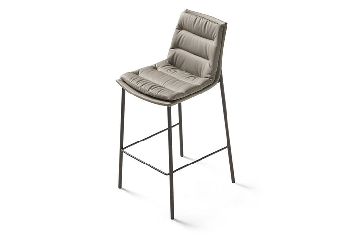 Lady Bar Stool