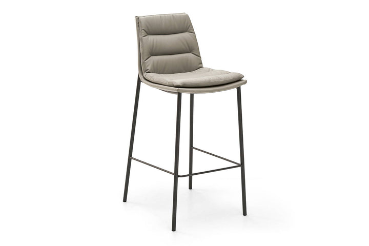 Lady Bar Stool