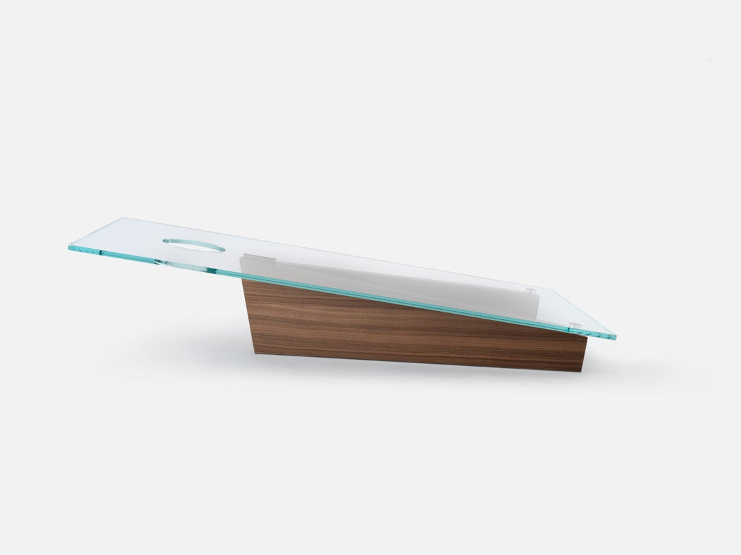 Lancio Wood Cornhole Game by Impatia, detail