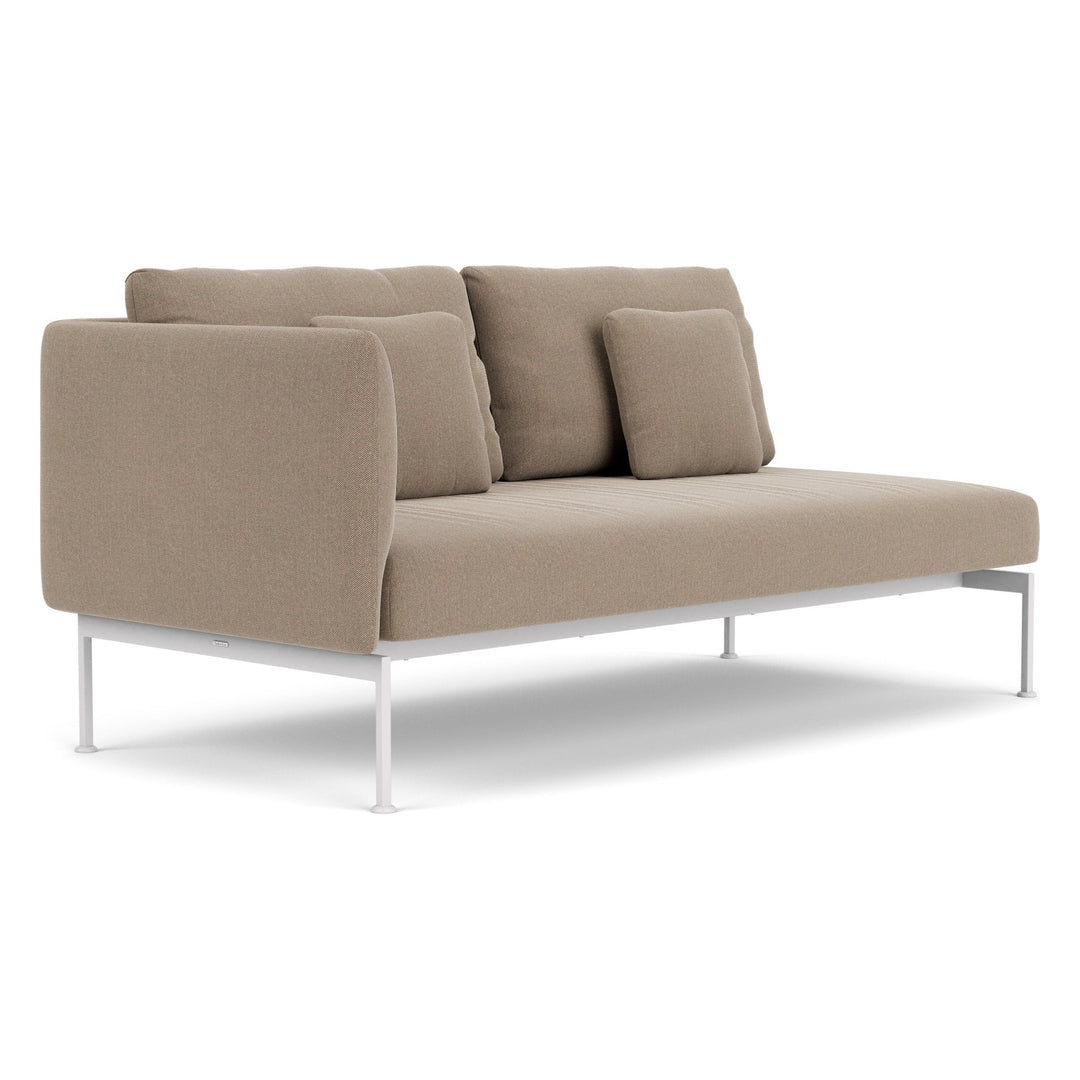 Layout Double Seat – One High Arm by Barlow Tyrie – alternate view