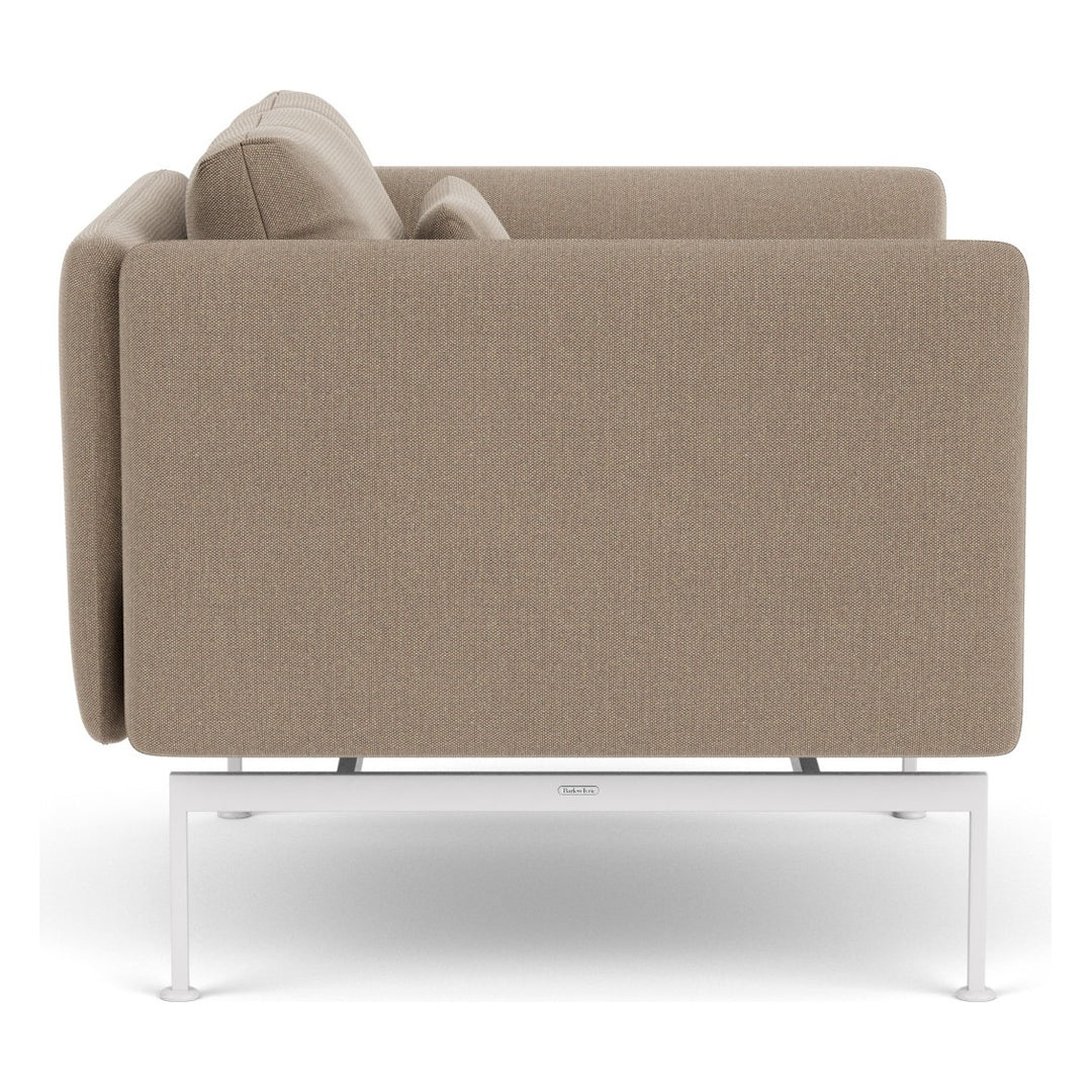 Layout Single Seat – High Arms by Barlow Tyrie – alternate view