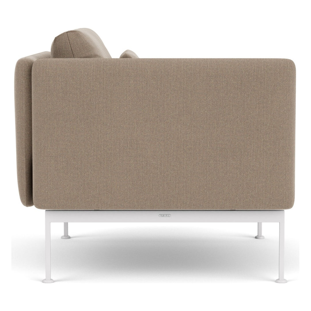 Layout Single Seat – One High Arm by Barlow Tyrie – alternate view