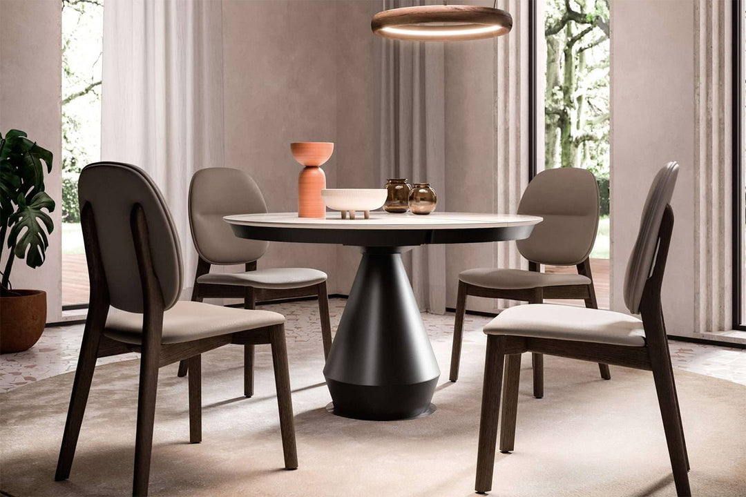 Lycos Dining Table