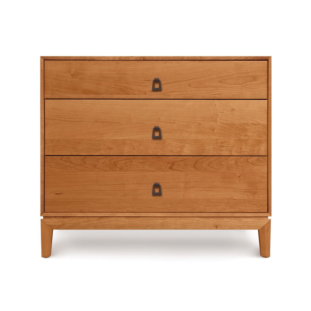 Mansfield 3-Drawer Dresser detail