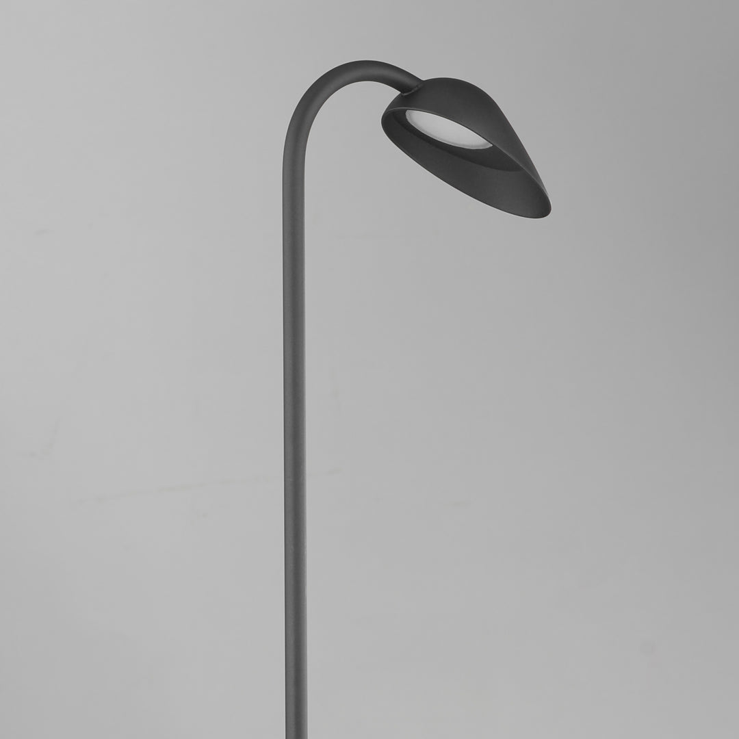 Marsh 12-24V LED Garden Light by ET2 Lighting, styled view 2