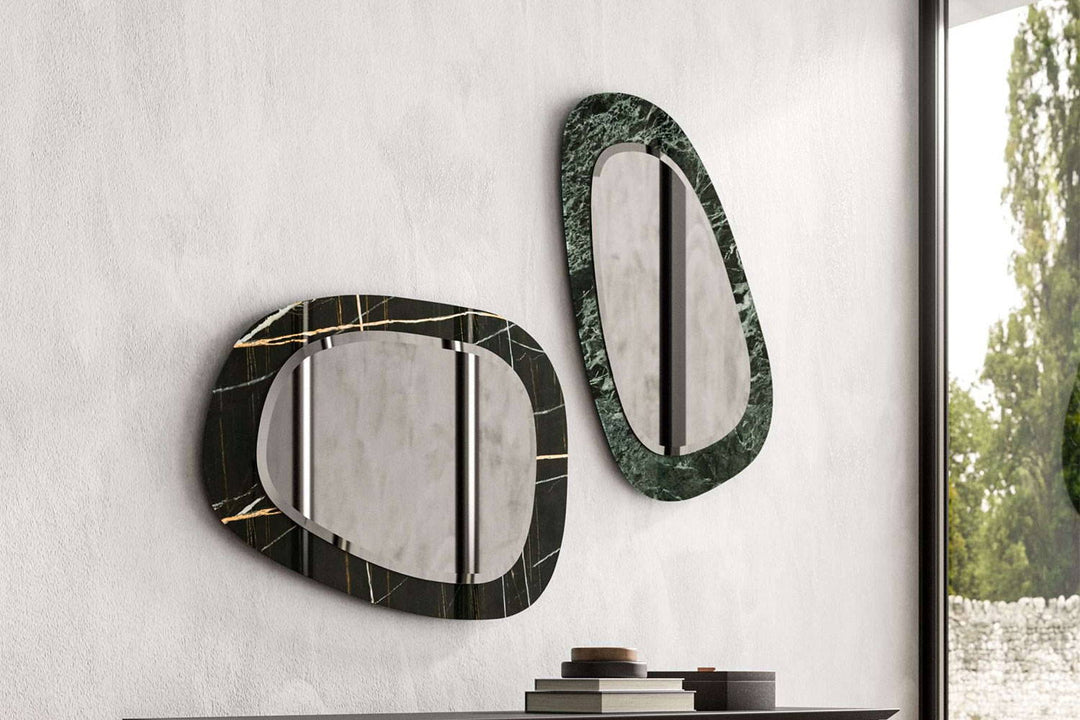 Kelly Mirror
