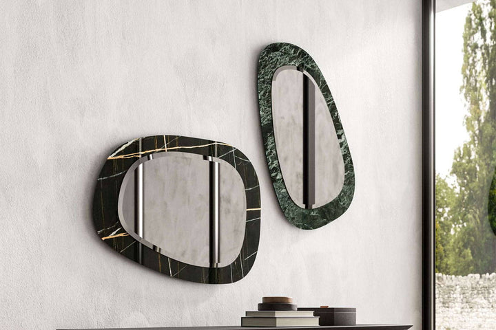Kelly Mirror