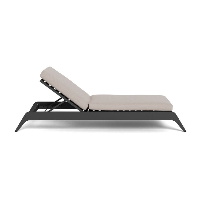 MLB Aluminum Slatted Sun Lounge by Harbour in Aluminum Asteroid