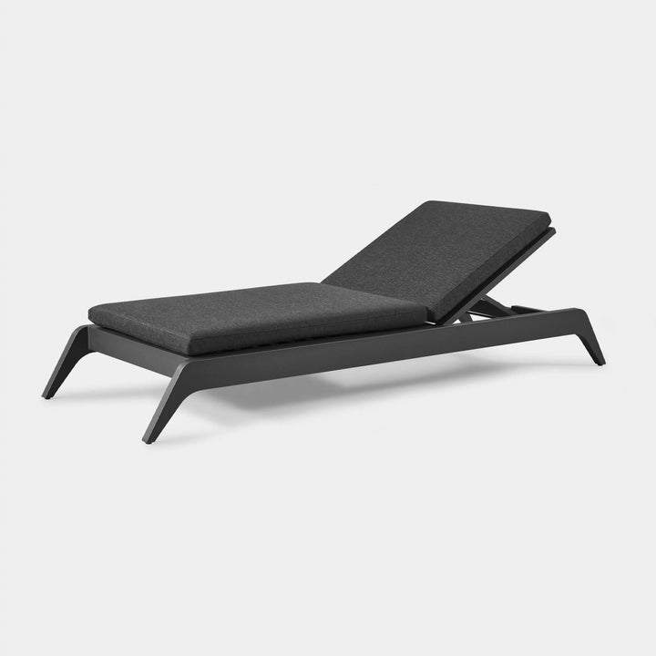 MLB Aluminum Slatted Sun Lounge by Harbour detail view 1