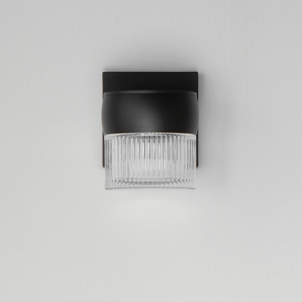 Modular 1-Light LED Outdoor by ET2 Lighting, styled view 1