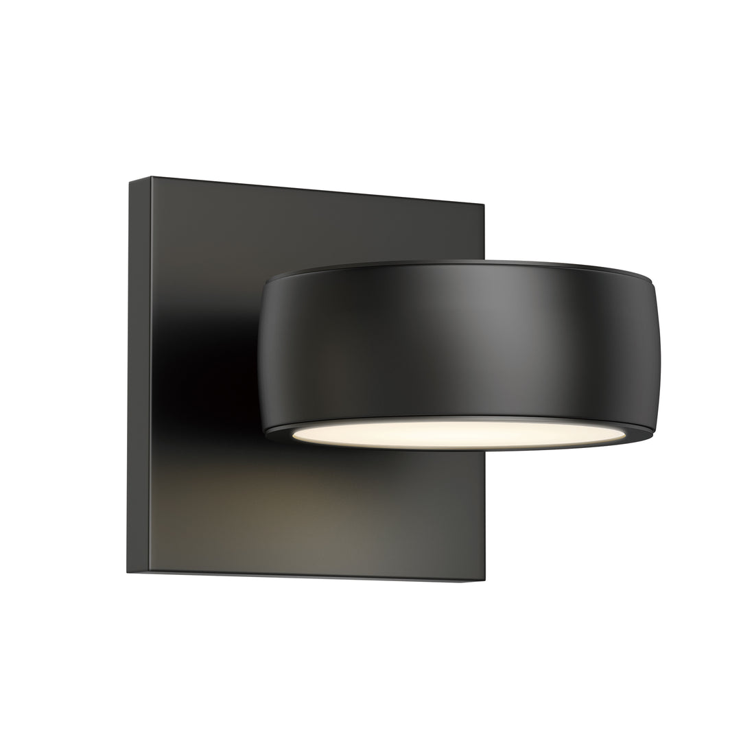 Modular 1-Light LED Outdoor Wall Sconce by ET2 Lighting in Black, front view