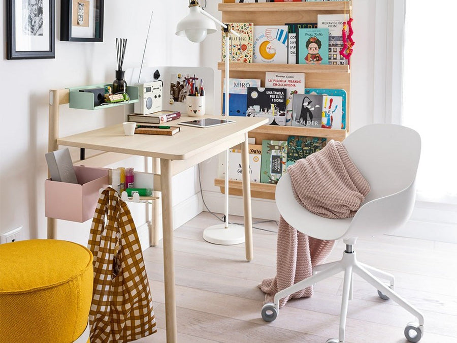 Connubia Academy aluminum office armchair at a light wood desk