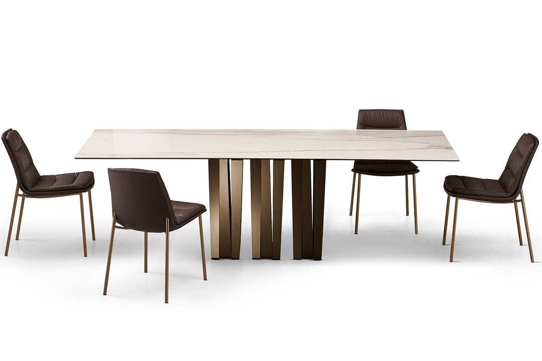 Narciso Dining Table
