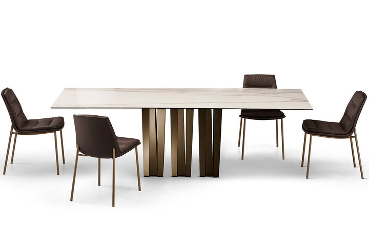 Narciso Dining Table