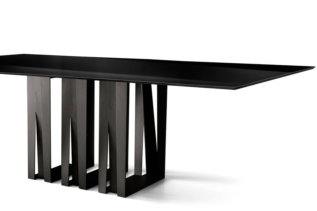Narciso Dining Table