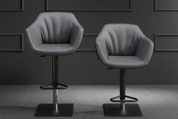 Dumbo Counter Stool