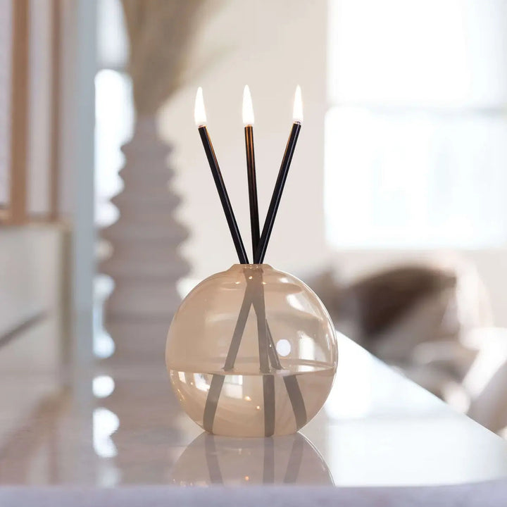 Neva Candle Set — Black / Pampas — lifestyle (square-fill)